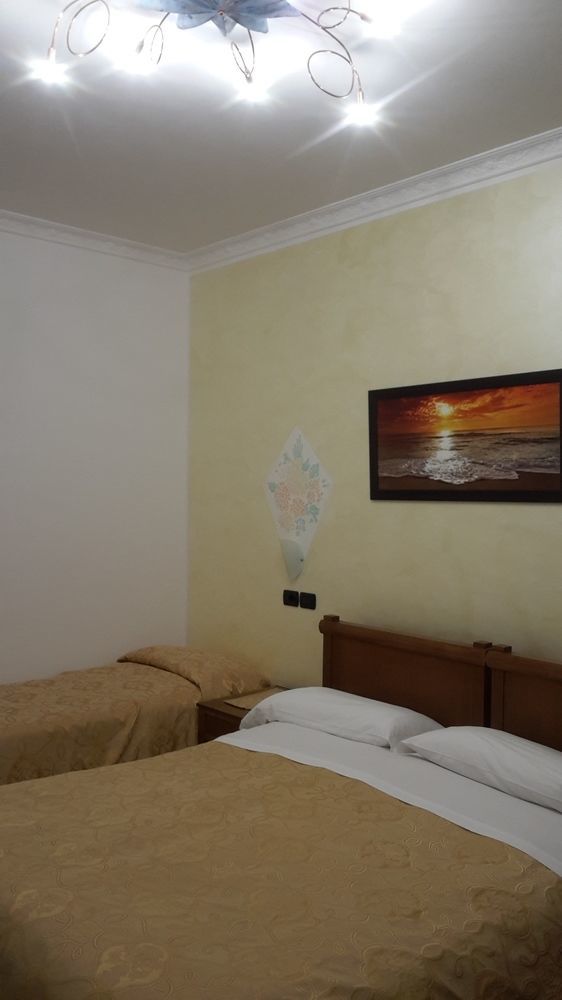 מלון אג'רולה Agriturismo Mare E Monti מראה חיצוני תמונה