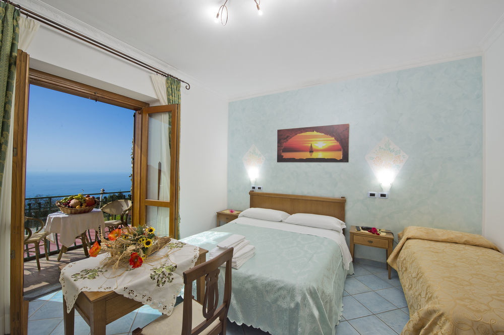מלון אג'רולה Agriturismo Mare E Monti מראה חיצוני תמונה